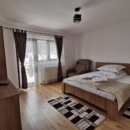 Casa Dana Olteanu Hotel Moeciu De Sus Buitenkant foto