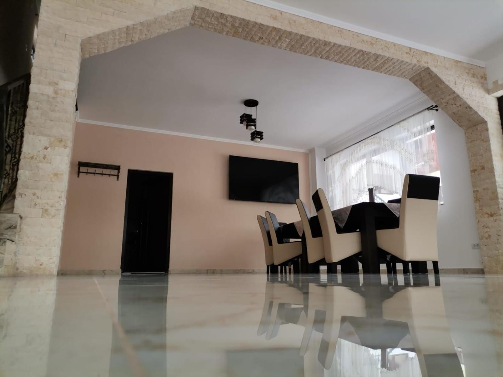 Casa Dana Olteanu Hotel Moeciu De Sus Buitenkant foto
